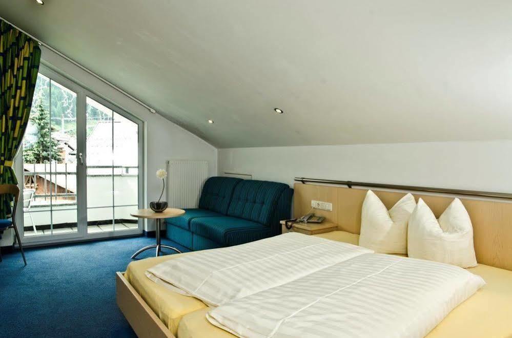 Petit Madlein Bed & Breakfast Ischgl Exterior photo